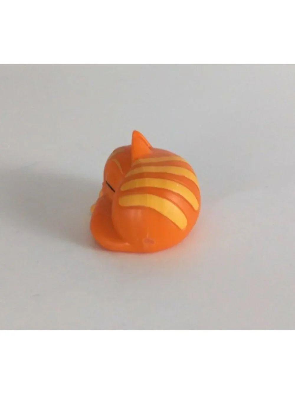 Hasbro Lost Kitties Series 1 Adorbs Nap-kin Collectible Mini Figure